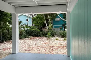 421 Mahogany Ave, Key Largo, FL 33037 - Photo 8