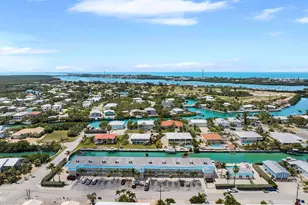 389 N Anglers Dr, Marathon, FL 33050 - Photo 2