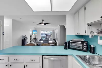 389 N Anglers Drive #206, Marathon, FL 33050 - Photo 10