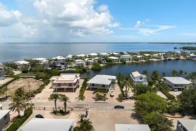 78 N Bounty Lane, Key Largo, FL 33037 - Photo 1