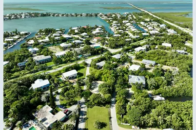132 Sugarloaf Drive, Sugarloaf Key, FL 33042 - Photo 2