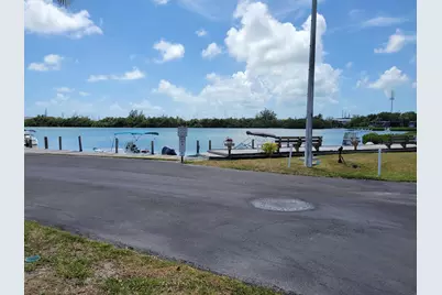 6800 Maloney Avenue #20, Stock Island, FL 33040 - Photo 2