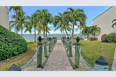 87200 Overseas Highway #V9, Plantation Key, FL 33036 - Photo 10