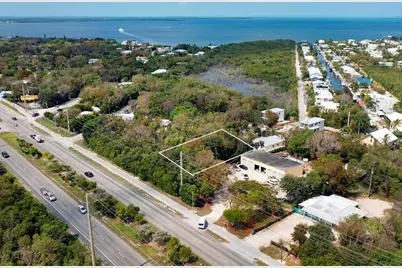 105184 Overseas Highway, Key Largo, FL 33037 - Photo 1
