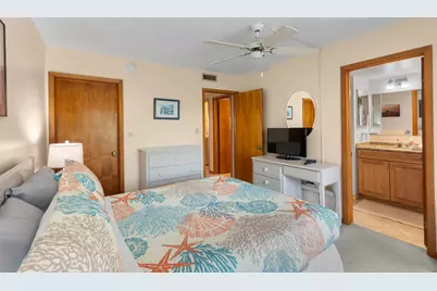 1133 W Ocean Drive #2, Key Colony, FL 33051 - Photo 16