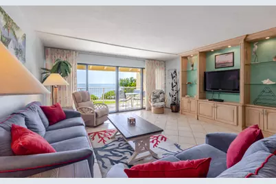 1133 W Ocean Drive #2, Key Colony, FL 33051 - Photo 2
