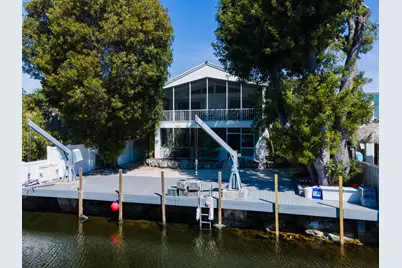 282 S Coconut Palm Boulevard, Plantation Key, FL 33070 - Photo 2
