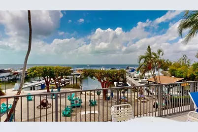 104350 Overseas Highway A-402  & Boat Slip #7, Key Largo, FL 33037 - Photo 24