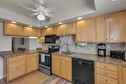 601 W Ocean Drive #203A, Key Colony, FL 33051 - Photo 16
