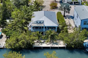27415 Barbuda Ln, Ramrod Key, FL 33042 - Photo 2