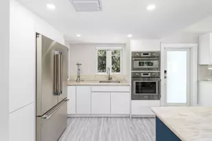 334 E Seaview Dr, Duck Key, FL 33050 - Photo 30