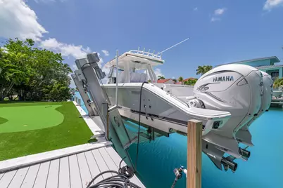 334 E Seaview Drive, Duck Key, FL 33050 - Photo 12