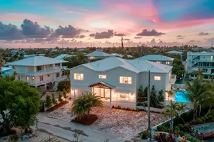 194 Buttonwood Ln, Upper Sugarloaf Key, FL 33036 - Photo 1