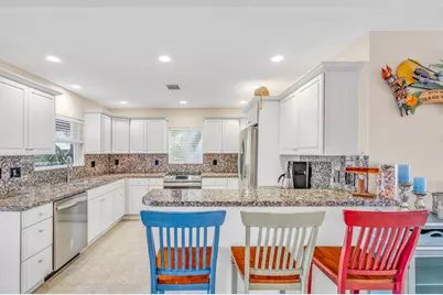 823 Indies Road, Ramrod Key, FL 33042 - Photo 10