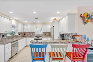 823 Indies Rd, Ramrod Key, FL 33042 - Photo 10