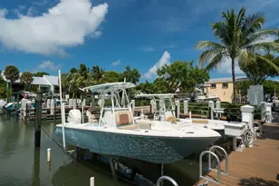 9812 Windward Ave, Key Largo, FL 33037 - Photo 2
