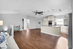 300 Ave C, Big Coppitt, FL 33040 - Photo 4