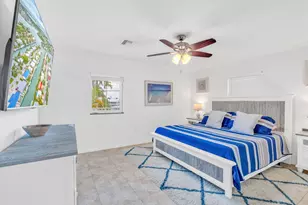 581 10th St, Key Colony Beach, FL 33051 - Photo 12