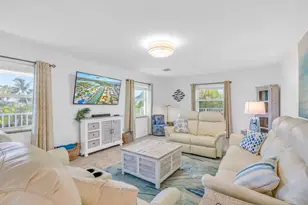 581 10th St, Key Colony Beach, FL 33051 - Photo 4