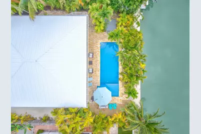 581 10th Street, Key Colony Beach, FL 33051 - Photo 42