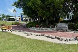 610 N Emerald Dr, Key Largo, FL 33037 - Photo 28