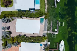220 Tide Ave, Plantation Key, FL 33070 - Photo 6