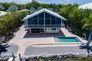220 Tide Ave, Plantation Key, FL 33070 - Photo 4