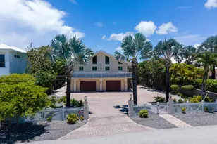 220 Tide Ave, Plantation Key, FL 33070 - Photo 8