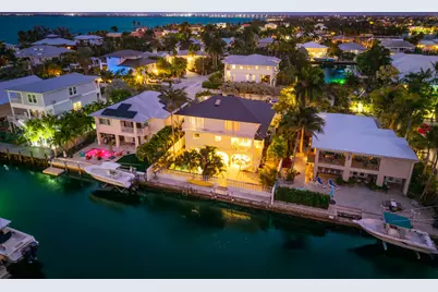27 Evergreen Avenue, Key Haven, FL 33040 - Photo 2