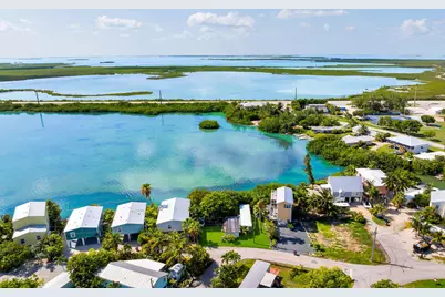 6 Beach Drive, Lower Sugarloaf Key, FL 33040 - Photo 6