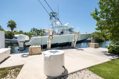 171 Plantation Avenue, Plantation Key, FL 33070 - Photo 24