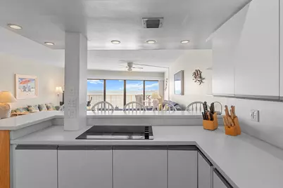 1133 W Ocean Drive #13, Key Colony, FL 33051 - Photo 4