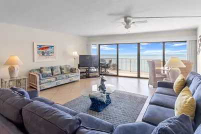 1133 W Ocean Drive #13, Key Colony, FL 33051 - Photo 2