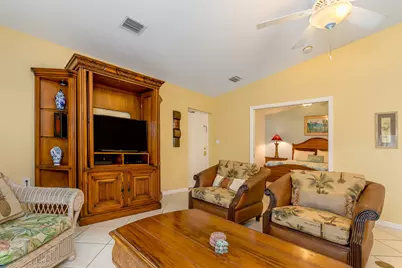 260 Sadowski Causeway, Key Colony Beach, FL 33051 - Photo 4