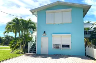 1129 Gordon Dr, Big Pine Key, FL 33043 - Photo 2