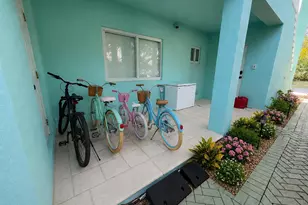 124 S Indies Dr, Duck Key, FL 33050 - Photo 4