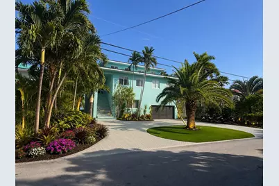 124 S Indies Drive, Duck Key, FL 33050 - Photo 2