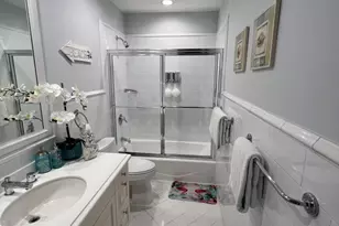 124 S Indies Dr, Duck Key, FL 33050 - Photo 12