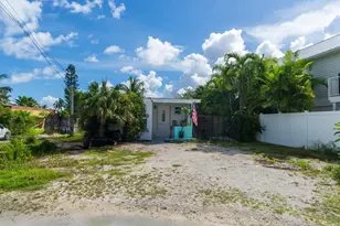 256 Mars Ln, Geiger Key, FL 33040 - Photo 4