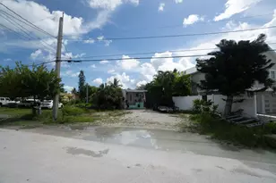 256 Mars Ln, Geiger Key, FL 33040 - Photo 14