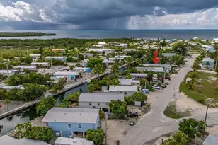 256 Mars Ln, Geiger Key, FL 33040 - Photo 2