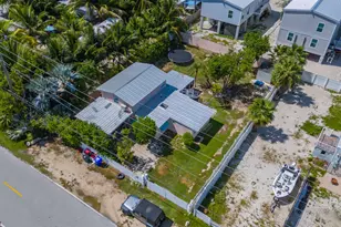 31541 Ave A, Big Pine Key, FL 33043 - Photo 10