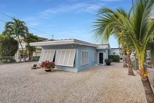 231 Ann Bonny Dr, Key Largo, FL 33037 - Photo 2