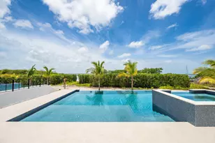 231 E Shore Dr, Summerland Key, FL 33042 - Photo 2