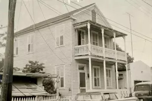 405 Petronia St, Key West, FL 33040 - Photo 2