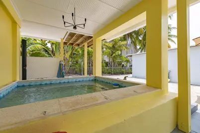 56 Bay Drive, Lower Sugarloaf Key, FL 33040 - Photo 4