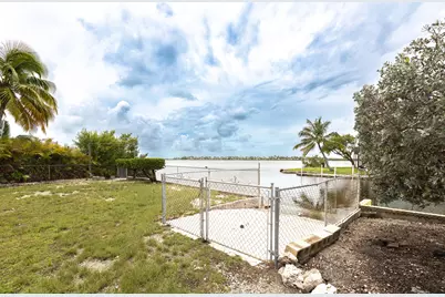 56 Bay Drive, Lower Sugarloaf Key, FL 33040 - Photo 32