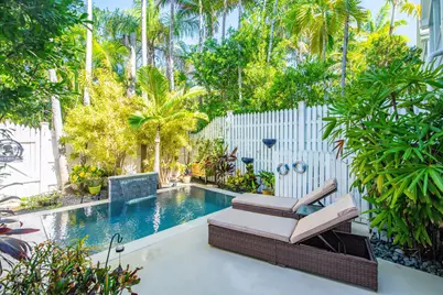 809 Washington Street #102, Key West, FL 33040 - Photo 6