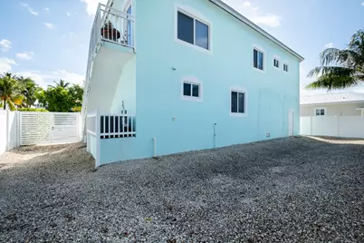 875 La Paloma Road, Key Largo, FL 33037 - Photo 2