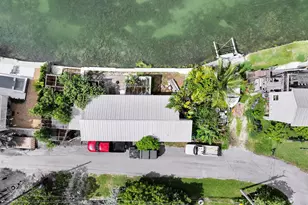 4 Shore Dr, Lower Sugarloaf Key, FL 33040 - Photo 6